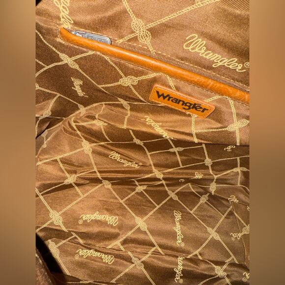 NEW Wrangler Brown Aztec Southwestern tapestry BAG SET WEEKEND DUFFLE & PURSE - Picture 8 of 15